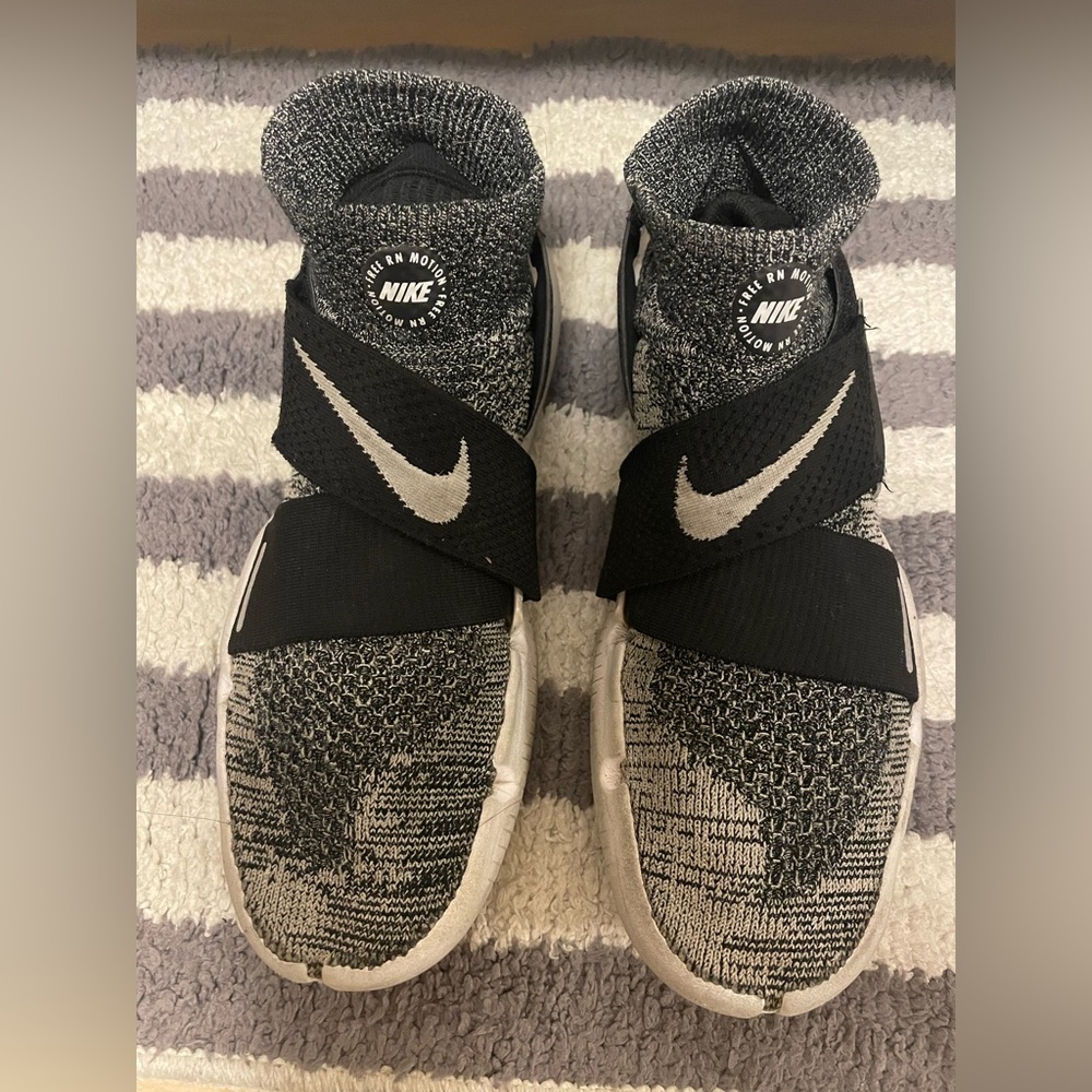 Nike Free flyknit oreo Shoes